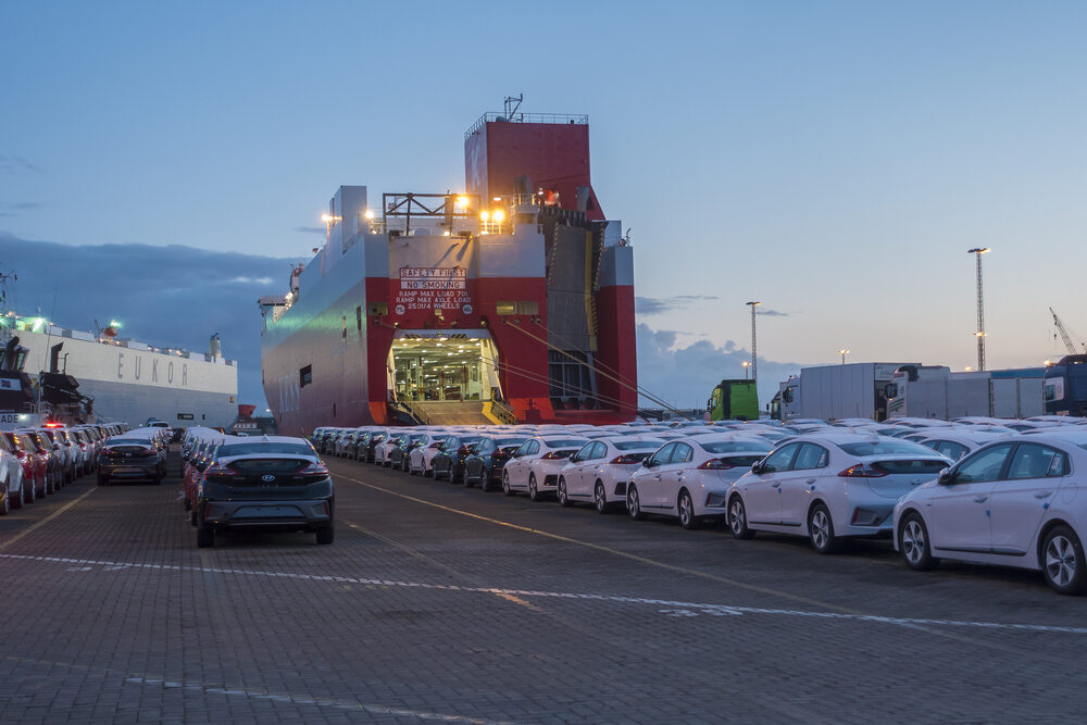 Weather-protected Auto Shipping